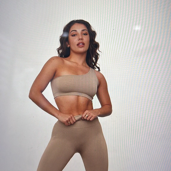 SET Active Other - set active sand sports bra